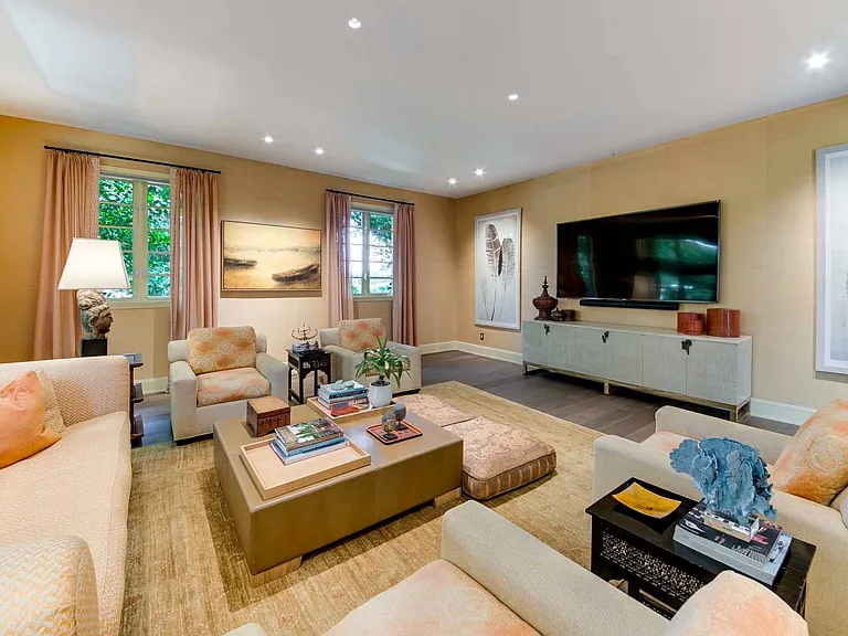 Herb Ct — Photo 12