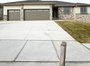 2605 S Galena Ave, Sioux Falls, SD 57110