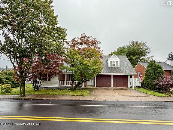 3rd image of 311 W 23rd St