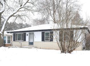 5015 N 85th St, Milwaukee, WI 53225