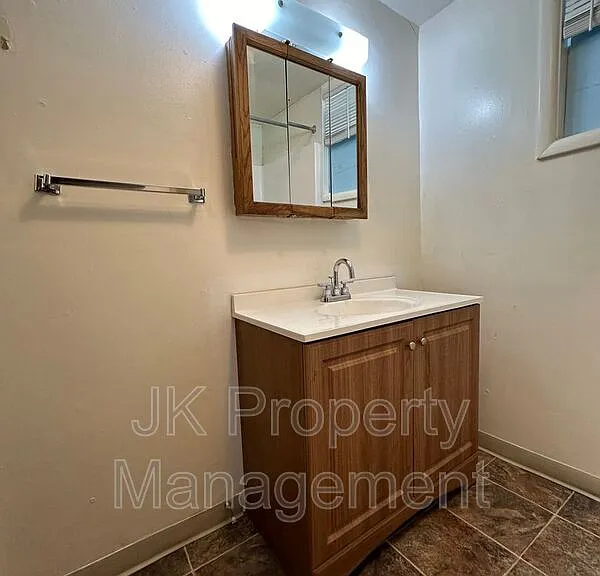 1300 6th Ave S #1 — Photo 7