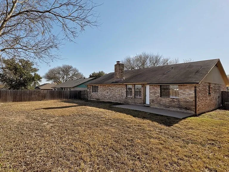 1214 Doonesbury Dr — Photo 24