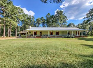 519 Ed Parkman Rd, Prentiss, MS 39474