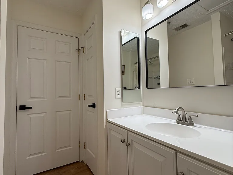 1097 Jeanett Way — Photo 36
