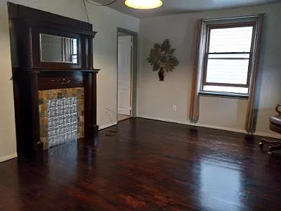 Building Photo - 1442 1st St #1