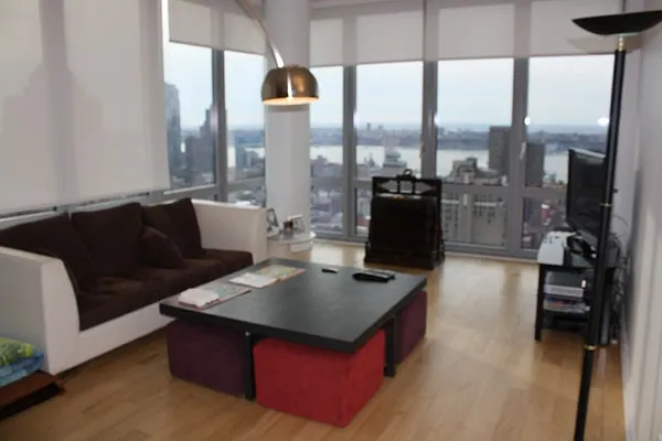 Rented by TJL Realty International LLC | media 16