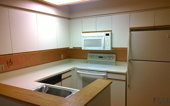 3rd image of 21 Marina Point Pl