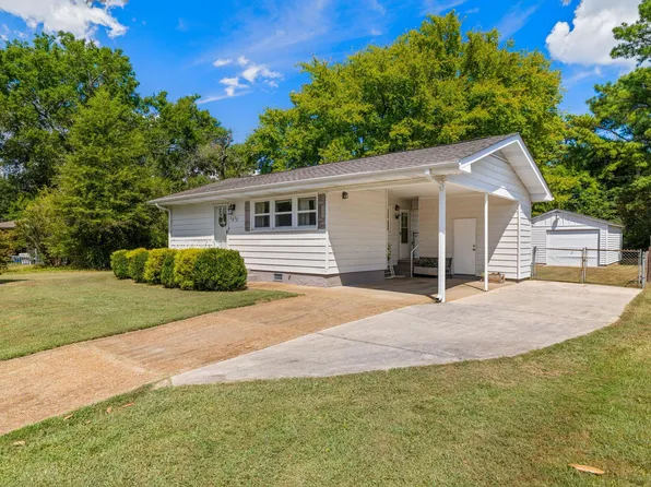 1512 Ridge Ave, Florence, AL 35630