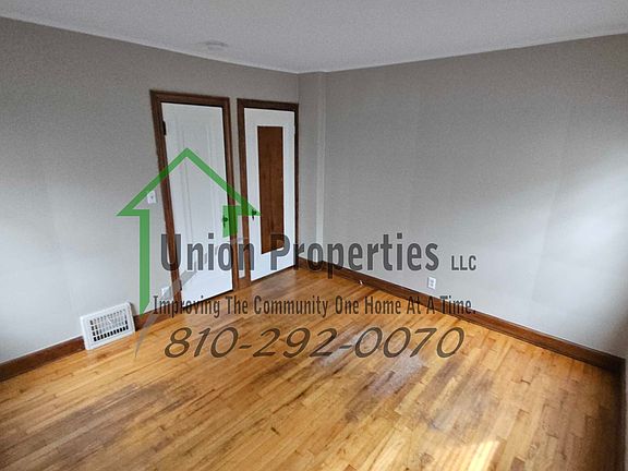 4th image of 1333 21st St