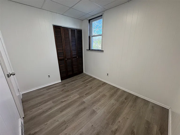 86 Conklin Ave — Photo 13