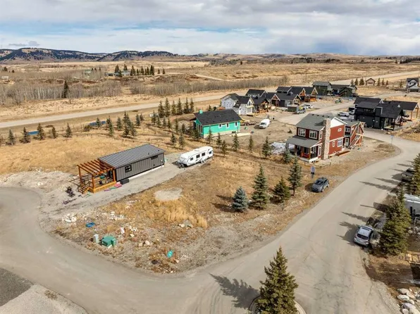 130 Cottageclub Dr, Rocky View County, AB T0L 1N0