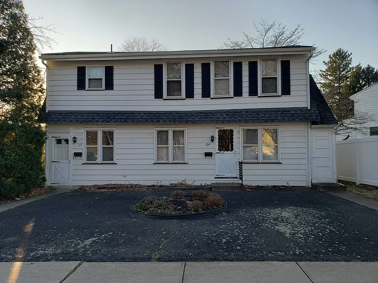 23 Vincent Ave — Photo 1