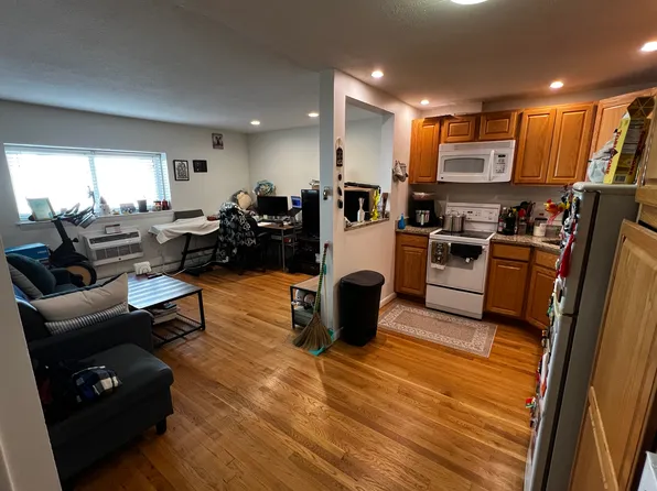 15 Euston Rd, Brighton, MA