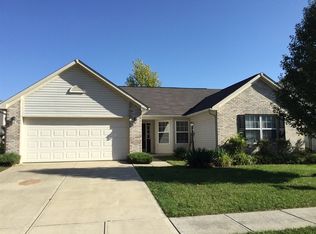 11104 Schoolhouse Rd, Fishers, IN 46037
