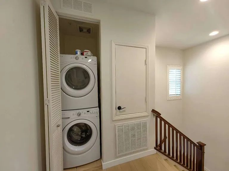 656 W Huntington Dr #K2 — Photo 20
