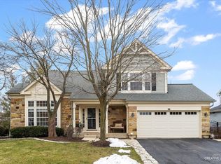 229 Village Ln, Bartlett, IL 60103