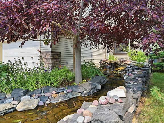 3rd image of 362 Chapalina Gdns SE