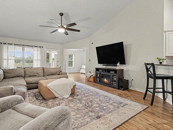 4th image of 5622 Carolina Way
