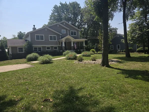 538 Oak St, Port Monmouth, NJ 07758