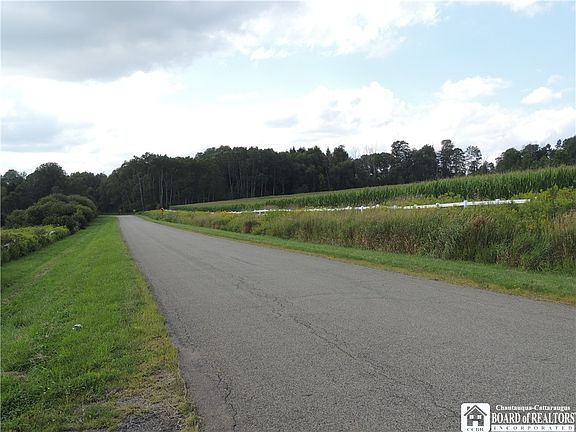 2nd image of Mead Rd N