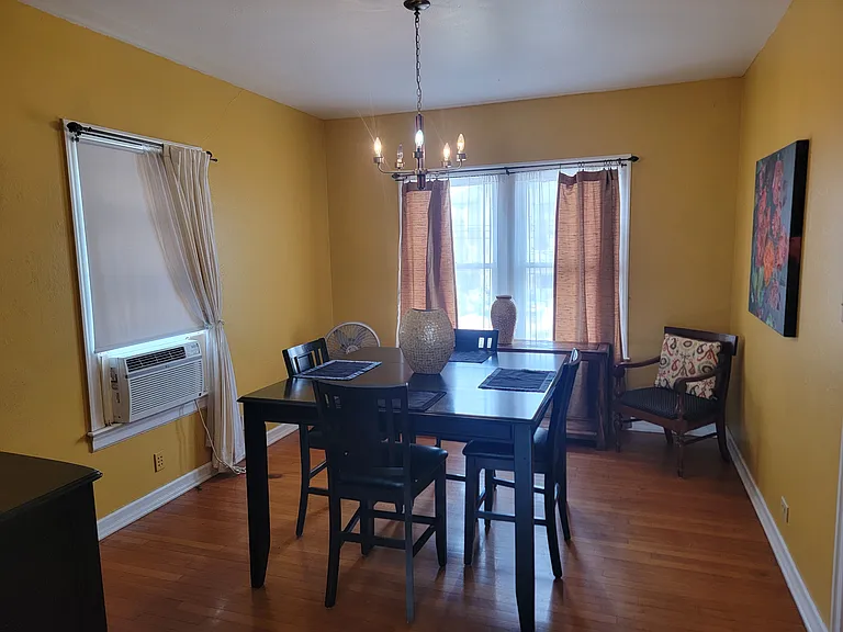 273 E Lullwood Ave — Photo 9