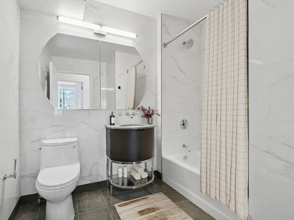 10 East 29th Street image 4 of 39