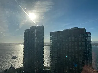 Sold by Manhattan Network Inc.
