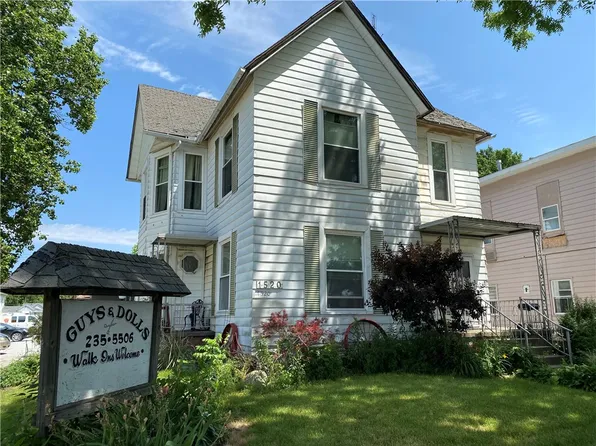 1520 Richmond Ave, Mattoon, IL 61938