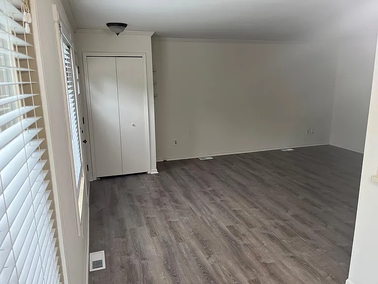 3080 Eastern Ave — Photo 2