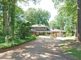 4024 Glen Rd, Virginia Beach, VA 23452