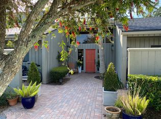9897 Sawgrass Dr E, Ponte Vedra Beach, FL 32082