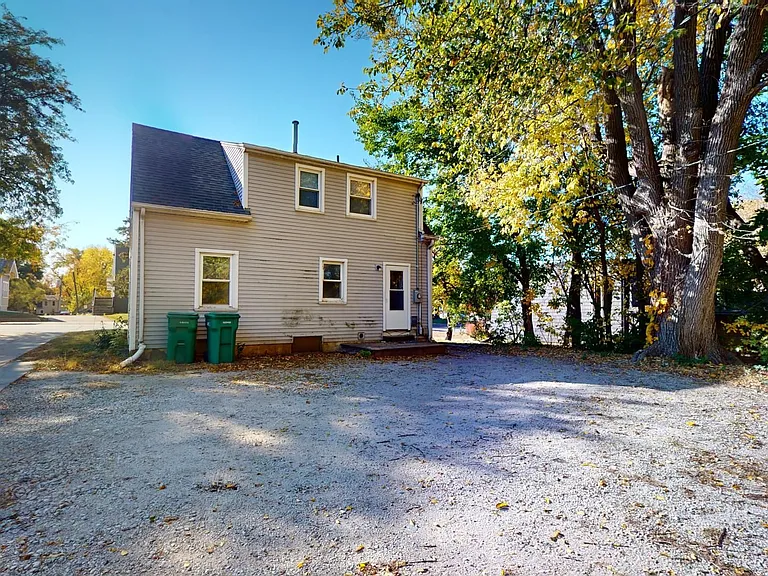 3121 Lincoln Way — Photo 19