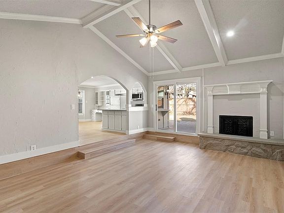 5th image of 807 Salem Dr