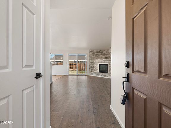 5th image of 1115 Herron Ln