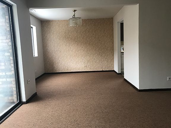 4th image of 1251 Cunningham Dr APT 2E