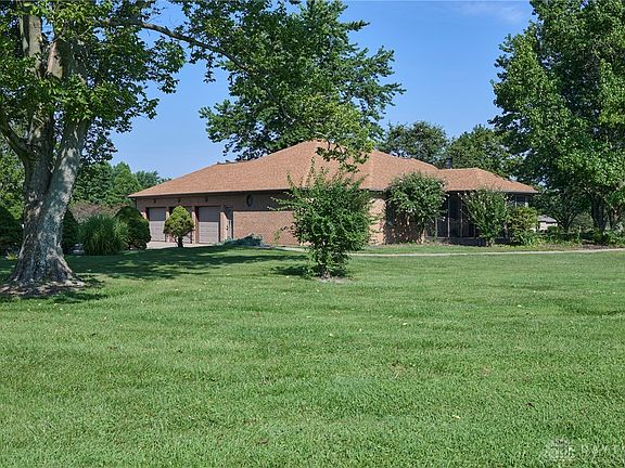 5th image of 1026 Fawn Lake Dr