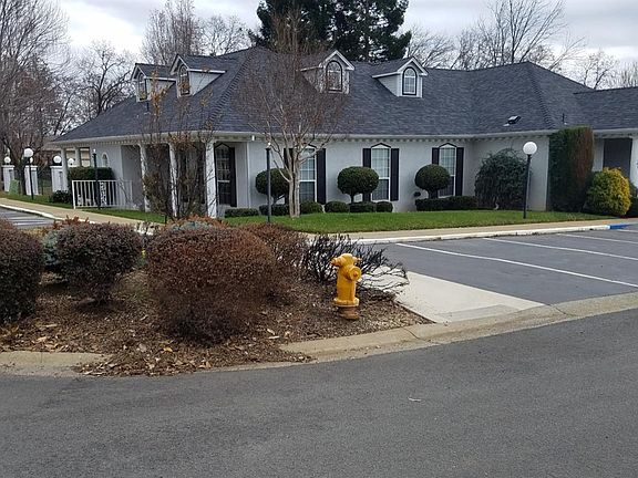 2nd image of 438 Plantation Dr