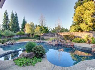 11359 New England Pl, Gold River, CA 95670