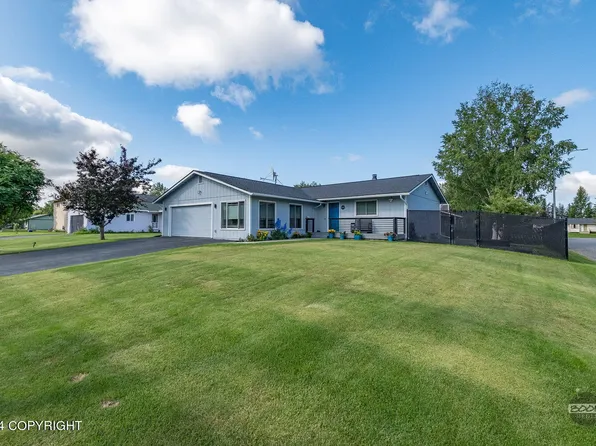 7900 Mentra St, Anchorage, AK 99518