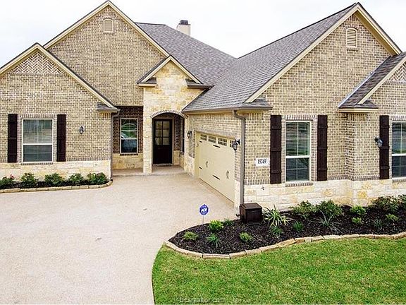 3rd image of 15749 Timber Creek Ln