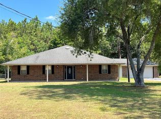 1511 Broadway Ave, Winnie, TX 77665