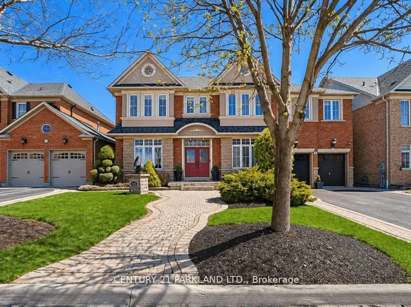 2020 Solar Pl, Oshawa, ON L1L 0A4