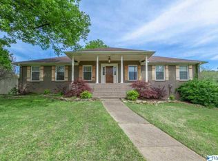 4001 Dotson Dr SE, Huntsville, AL 35802