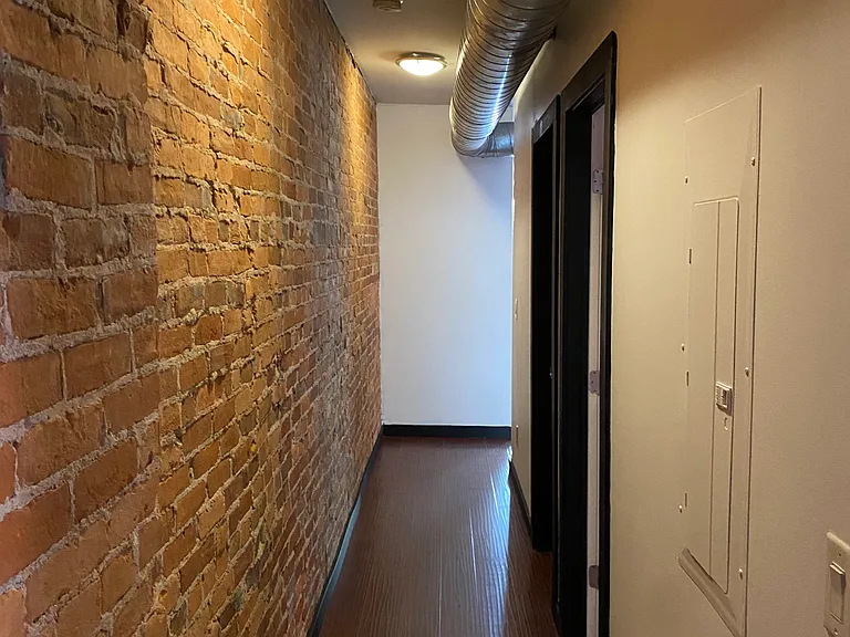 874 Oak St #B — Photo 13