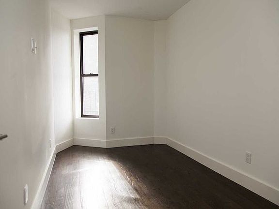 5th image of 29 Brooklyn Ave APT L