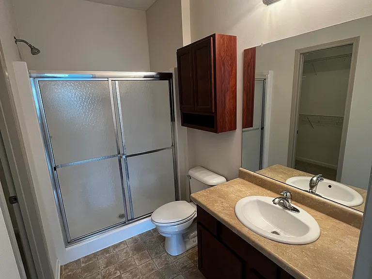 16210 Camden Ave — Photo 20