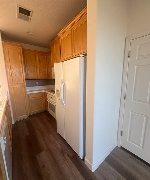 5912 Caddington Way — Photo 3