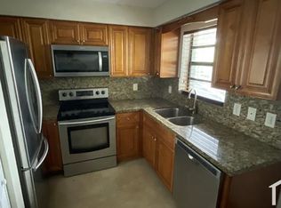 8702 NW 38th Dr APT 6, Coral Springs, FL 33065