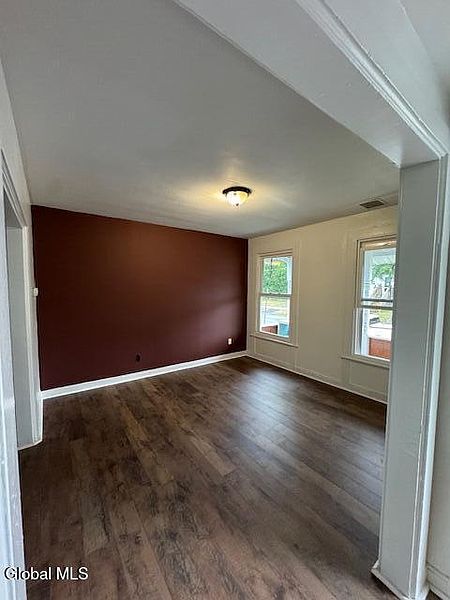 2nd image of 17 Grove Avenue