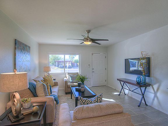 3rd image of 3044 E Corrine Dr